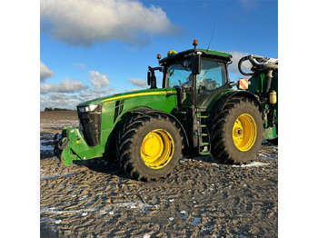 JOHN DEERE 8370R Traktor