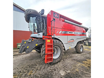 MASSEY FERGUSON Erntemaschine