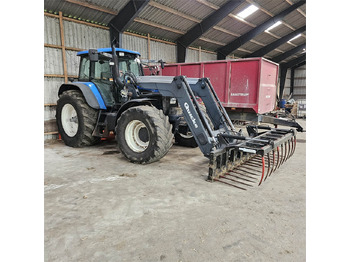 NEW HOLLAND TM190 Traktor