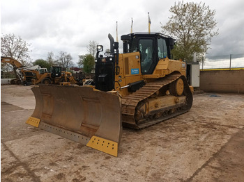 CATERPILLAR D6 Bulldozer