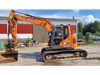 DOOSAN DX140 Kettenbagger