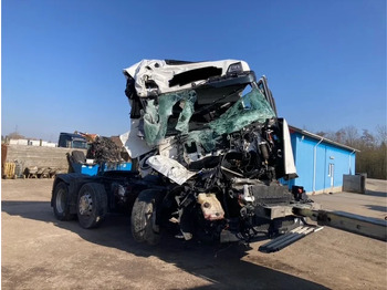 SCANIA R 500 Sattelzugmaschine