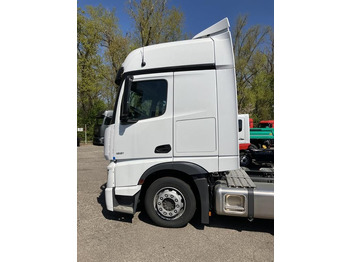 MERCEDES-BENZ Actros 1851 Sattelzugmaschine
