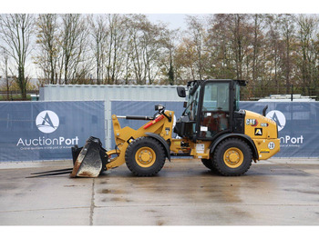 CATERPILLAR 906 Radlader