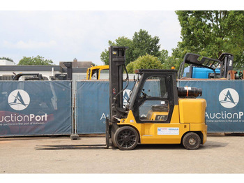 CATERPILLAR GC Treibgasstapler