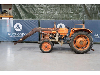 Traktor Fiat 450: das Bild 2 Traktor Fiat 450: das Bild 2