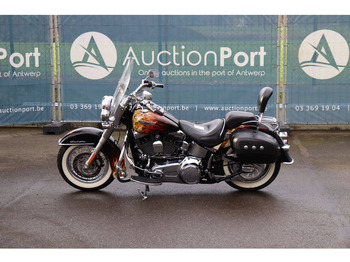 Motorrad Harley-Davidson Softail Deluxe: das Bild 2 Motorrad Harley-Davidson Softail Deluxe: das Bild 2