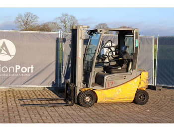 JUNGHEINRICH EFG 316 Elektrostapler