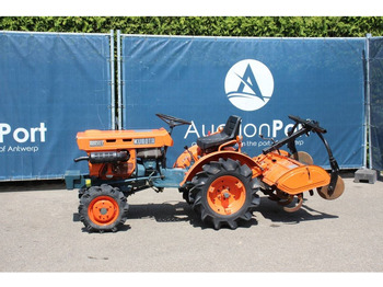 KUBOTA B series Traktor
