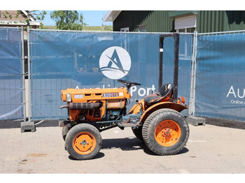 KUBOTA B series Traktor