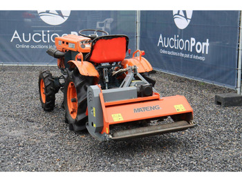 Traktor Kubota B7001: das Bild 4