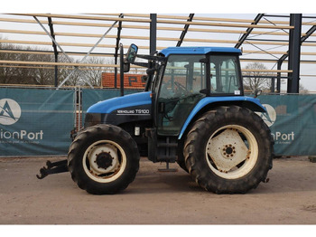 NEW HOLLAND TS100 Traktor