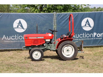YANMAR Traktor