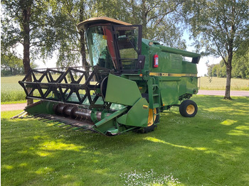 JOHN DEERE Mähdrescher