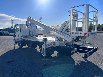 ISUZU LKW mit Arbeitsbühne