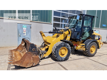 CATERPILLAR Radlader