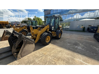 CATERPILLAR 908M Radlader