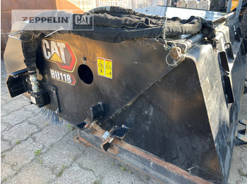 CATERPILLAR Kehrbesen