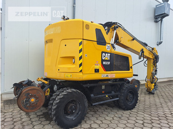 Bagger Cat M323F: das Bild 3