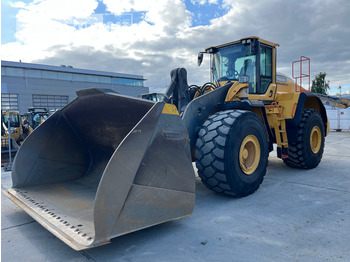 VOLVO L220H Radlader
