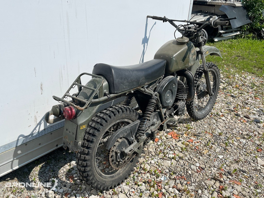 1980 HUSQVARNA MC258 AMT - Motorrad: das Bild 3 1980 HUSQVARNA MC258 AMT - Motorrad: das Bild 3