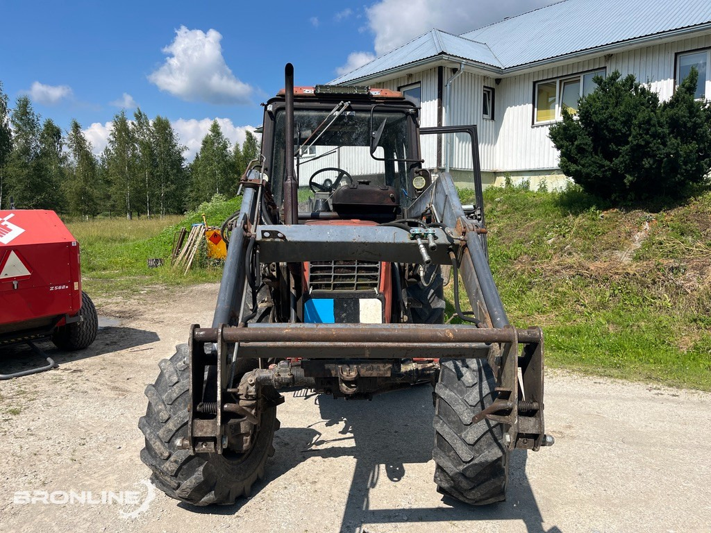1988 MTZ 820 Traktor-laadur - Traktor: das Bild 4 1988 MTZ 820 Traktor-laadur - Traktor: das Bild 4