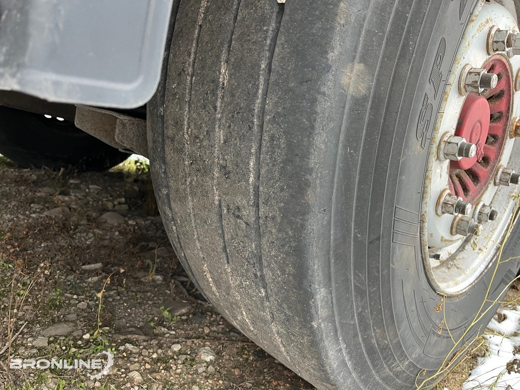 Planenauflieger 2007 HUMBAUR HSA 351324 curtain side semi-trailer: das Bild 18 Planenauflieger 2007 HUMBAUR HSA 351324 curtain side semi-trailer: das Bild 18