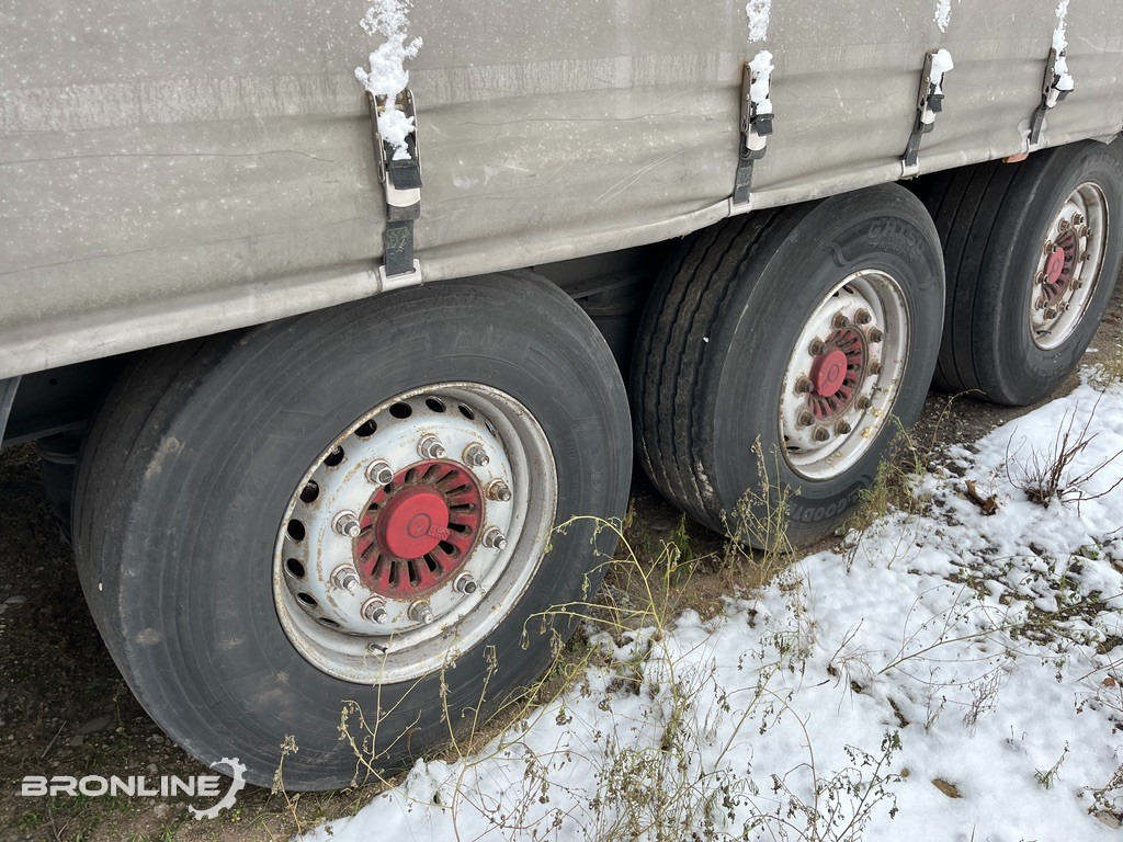 Planenauflieger 2007 HUMBAUR HSA 351324 curtain side semi-trailer: das Bild 16 Planenauflieger 2007 HUMBAUR HSA 351324 curtain side semi-trailer: das Bild 16