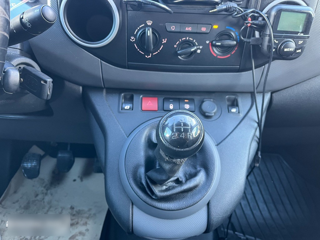 PKW 2015 Citroën Berlingo 1.6 84kw: das Bild 31 PKW 2015 Citroën Berlingo 1.6 84kw: das Bild 31