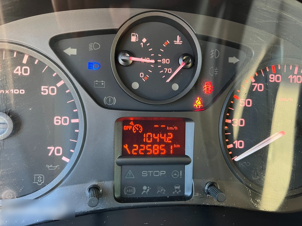 PKW 2015 Citroën Berlingo 1.6 84kw: das Bild 30 PKW 2015 Citroën Berlingo 1.6 84kw: das Bild 30