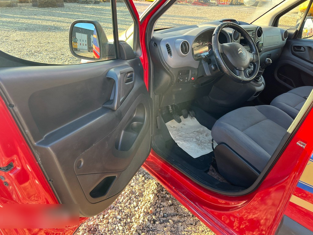 PKW 2015 Citroën Berlingo 1.6 84kw: das Bild 24 PKW 2015 Citroën Berlingo 1.6 84kw: das Bild 24