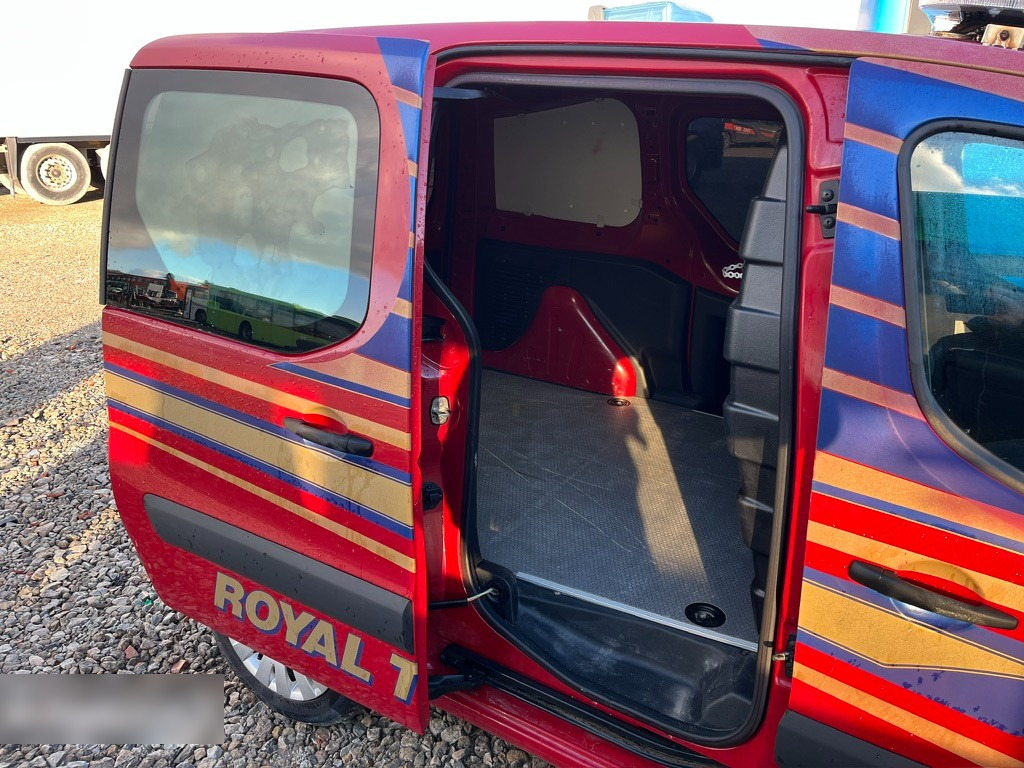 PKW 2015 Citroën Berlingo 1.6 84kw: das Bild 11 PKW 2015 Citroën Berlingo 1.6 84kw: das Bild 11