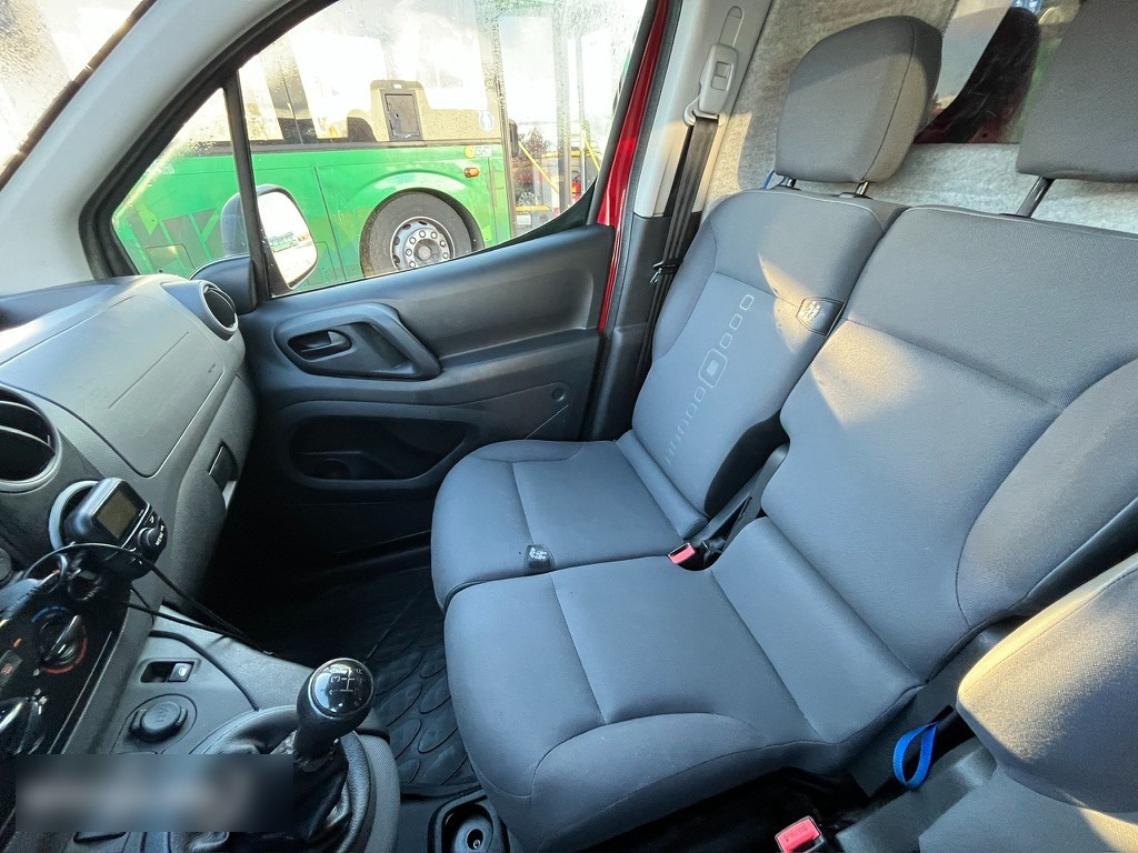 PKW 2015 Citroën Berlingo 1.6 84kw: das Bild 27 PKW 2015 Citroën Berlingo 1.6 84kw: das Bild 27