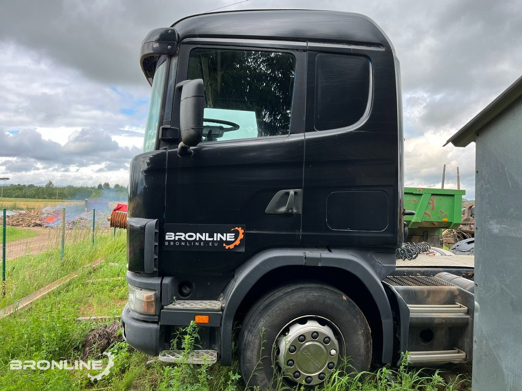 2001 SCANIA R124 6x2 Mootoririkkega/Faulty engine - Sattelzugmaschine: das Bild 3 2001 SCANIA R124 6x2 Mootoririkkega/Faulty engine - Sattelzugmaschine: das Bild 3