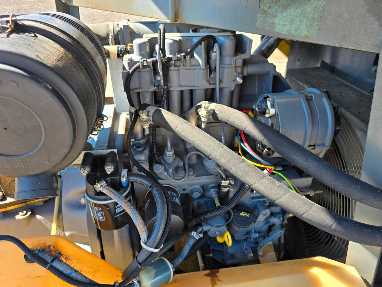 Compair DLT 0404 C30 Baustellen Kompressor - Anhänger: das Bild 4 Compair DLT 0404 C30 Baustellen Kompressor - Anhänger: das Bild 4