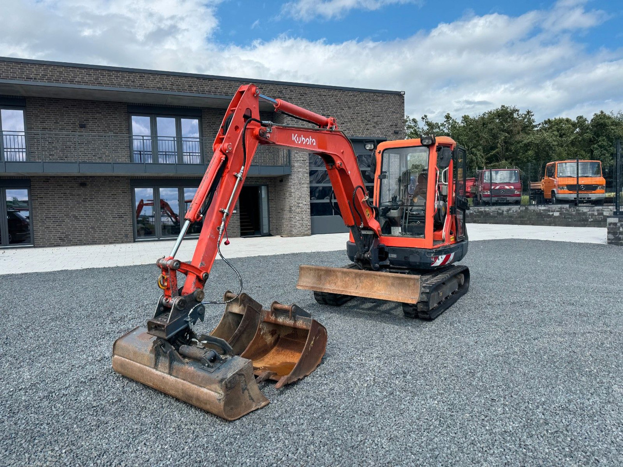 Kubota KX 121-3a KX121 Minibagger Monoausleger 3xLöffel - Minibagger: das Bild 2 Kubota KX 121-3a KX121 Minibagger Monoausleger 3xLöffel - Minibagger: das Bild 2