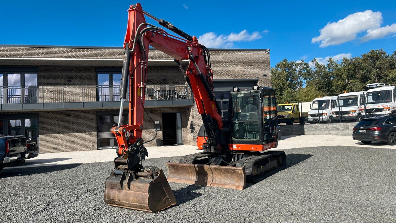 Kubota KX080-4a Verstellausleger 8835 KG - Minibagger: das Bild 2 Kubota KX080-4a Verstellausleger 8835 KG - Minibagger: das Bild 2