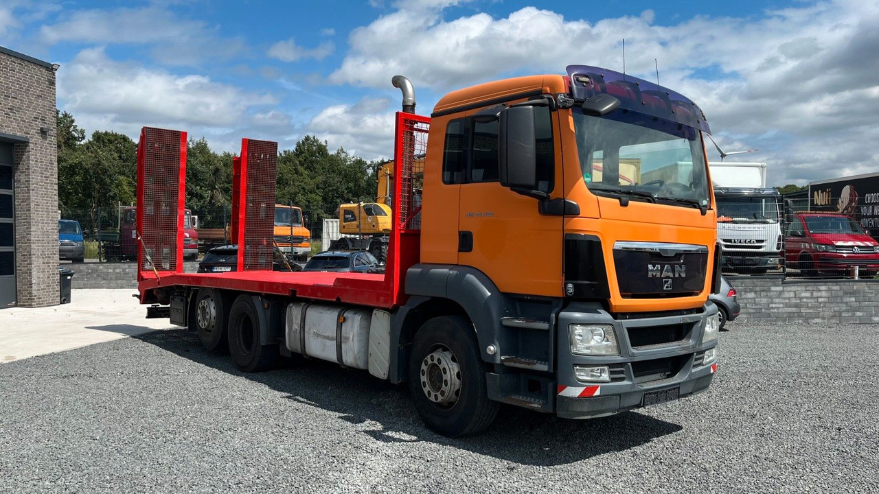 MAN TGS 26.320 Abschlepper Transporter Baumaschinen - Abschleppwagen: das Bild 3 MAN TGS 26.320 Abschlepper Transporter Baumaschinen - Abschleppwagen: das Bild 3