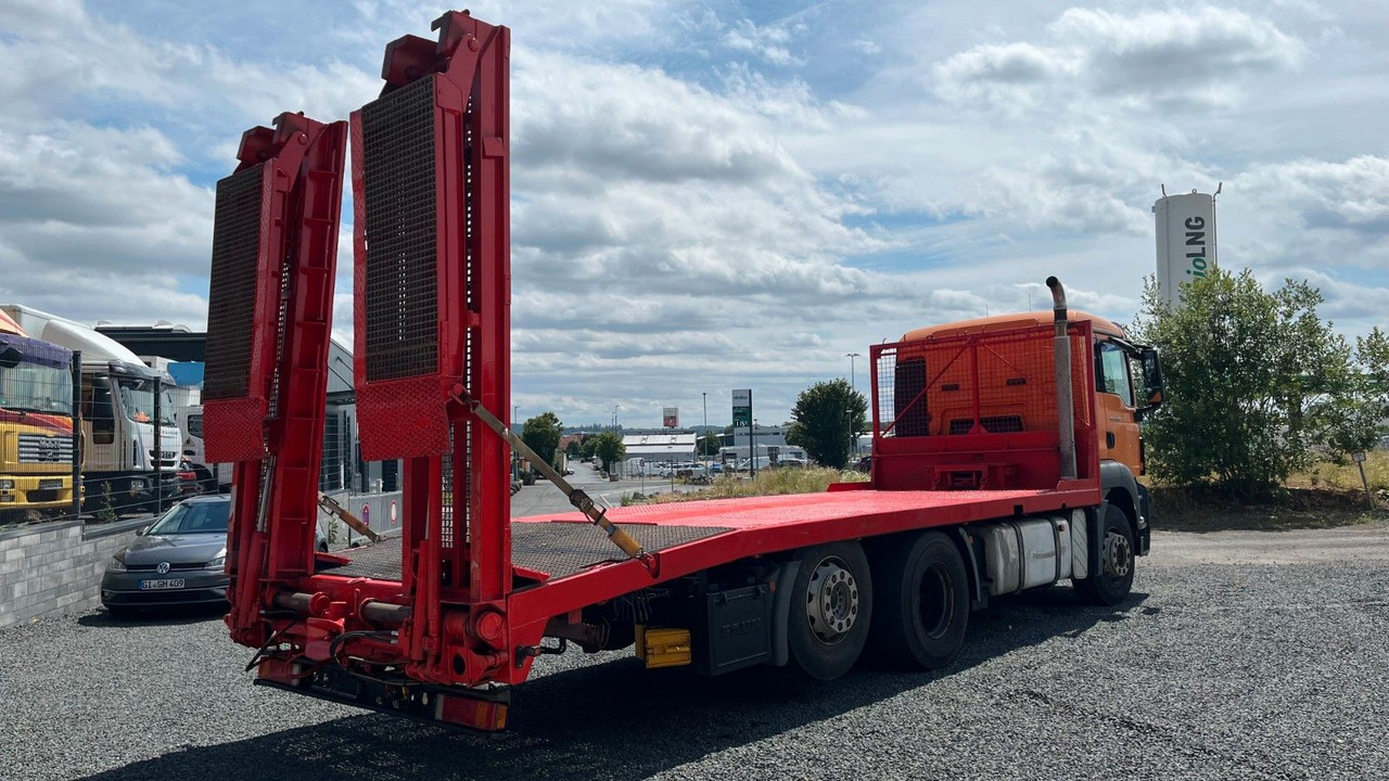 MAN TGS 26.320 Abschlepper Transporter Baumaschinen - Abschleppwagen: das Bild 4 MAN TGS 26.320 Abschlepper Transporter Baumaschinen - Abschleppwagen: das Bild 4