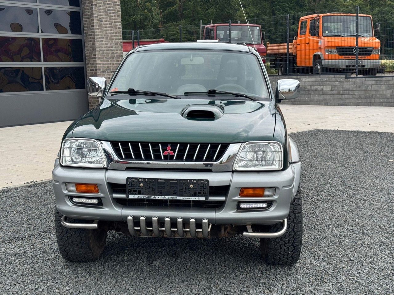 Mitsubishi L200 Klima - SUV/ Geländewagen: das Bild 4 Mitsubishi L200 Klima - SUV/ Geländewagen: das Bild 4