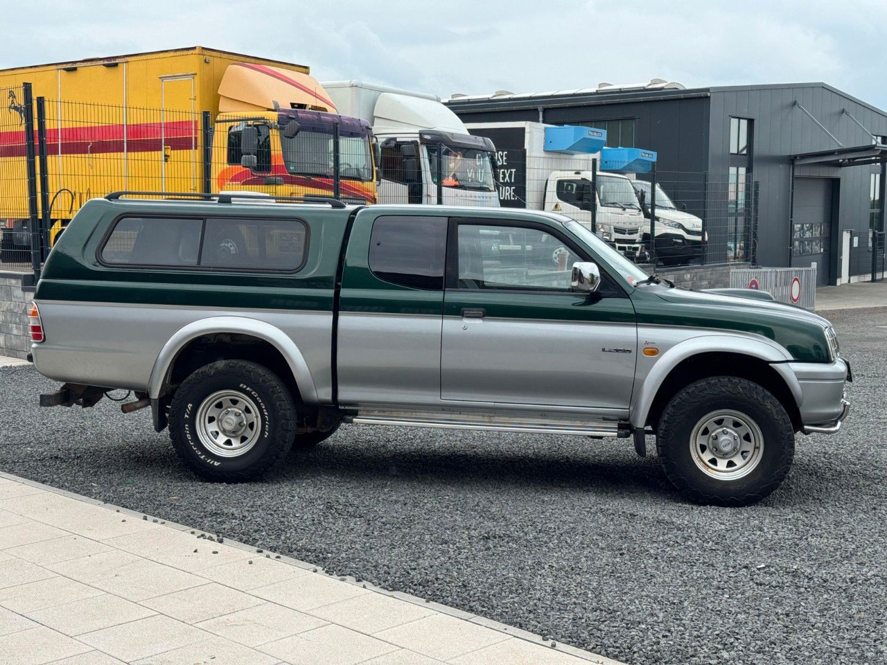 Mitsubishi L200 Klima - SUV/ Geländewagen: das Bild 5 Mitsubishi L200 Klima - SUV/ Geländewagen: das Bild 5