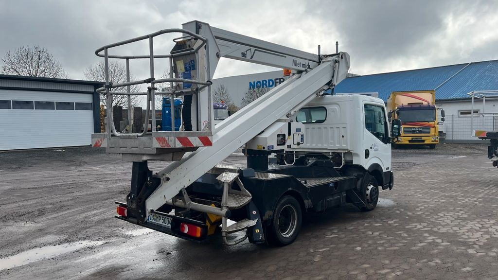 Nissan P200A-NC Steiger Hebebühne Hubarbeitsbühne 17M Nissan P200A-NC Steiger Hebebühne Hubarbeitsbühne 20M - LKW mit Arbeitsbühne, Transporter: das Bild 4 Nissan P200A-NC Steiger Hebebühne Hubarbeitsbühne 17M Nissan P200A-NC Steiger Hebebühne Hubarbeitsbühne 20M - LKW mit Arbeitsbühne, Transporter: das Bild 4
