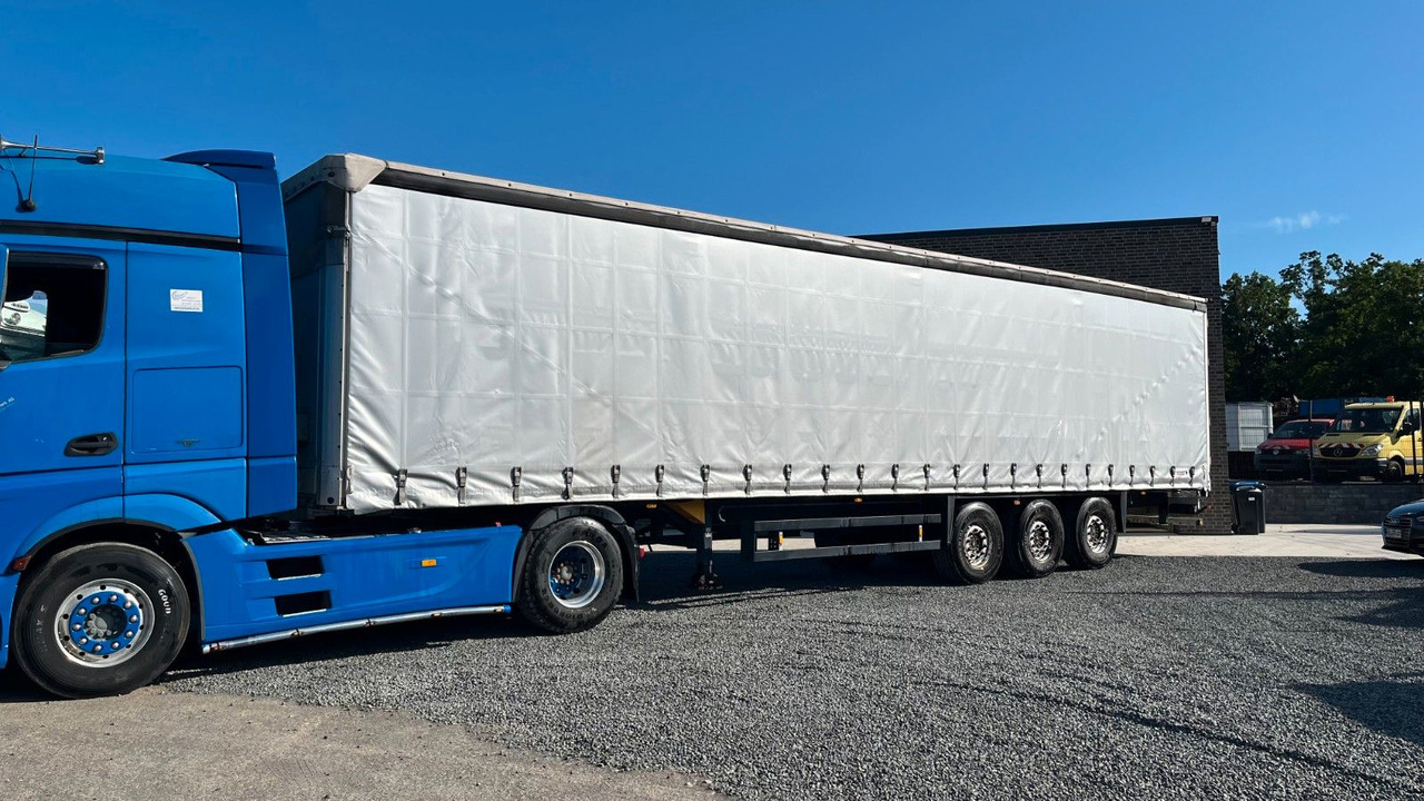 Schmitz Cargobull S01 Pritsche Plane Edscha Liftachse - Planenauflieger: das Bild 1 Schmitz Cargobull S01 Pritsche Plane Edscha Liftachse - Planenauflieger: das Bild 1