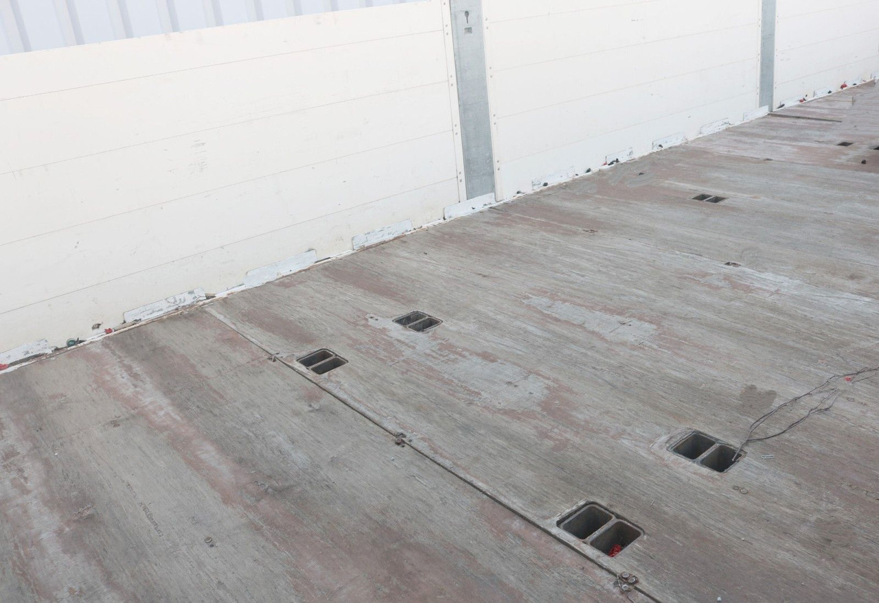 Mercedes-Benz Antos 2641L Prits. / Staplerhaltg. Stahltransp. - Pritsche LKW: das Bild 4 Mercedes-Benz Antos 2641L Prits. / Staplerhaltg. Stahltransp. - Pritsche LKW: das Bild 4