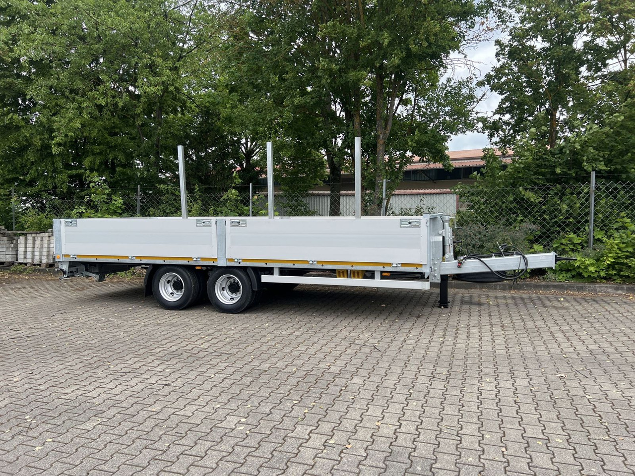 Möslein 14,4 t Tandem- Pritschenanhänger- Tieflader - Pritschenanhänger/ Plattformanhänger: das Bild 1 Möslein 14,4 t Tandem- Pritschenanhänger- Tieflader - Pritschenanhänger/ Plattformanhänger: das Bild 1