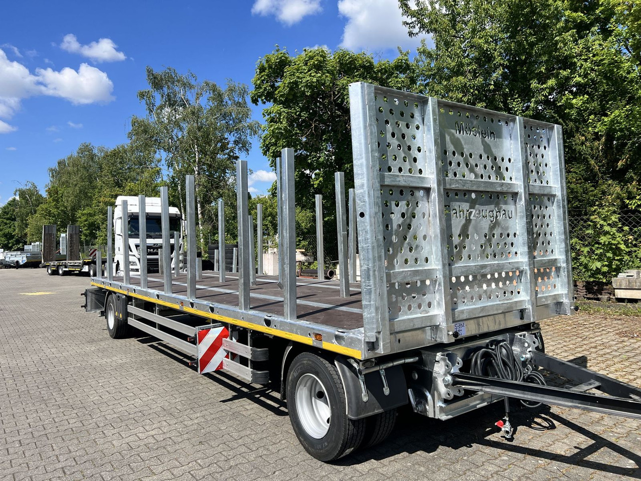Möslein 2 Achs Jumbo- Plato- Anhänger - Pritschenanhänger/ Plattformanhänger: das Bild 3 Möslein 2 Achs Jumbo- Plato- Anhänger - Pritschenanhänger/ Plattformanhänger: das Bild 3