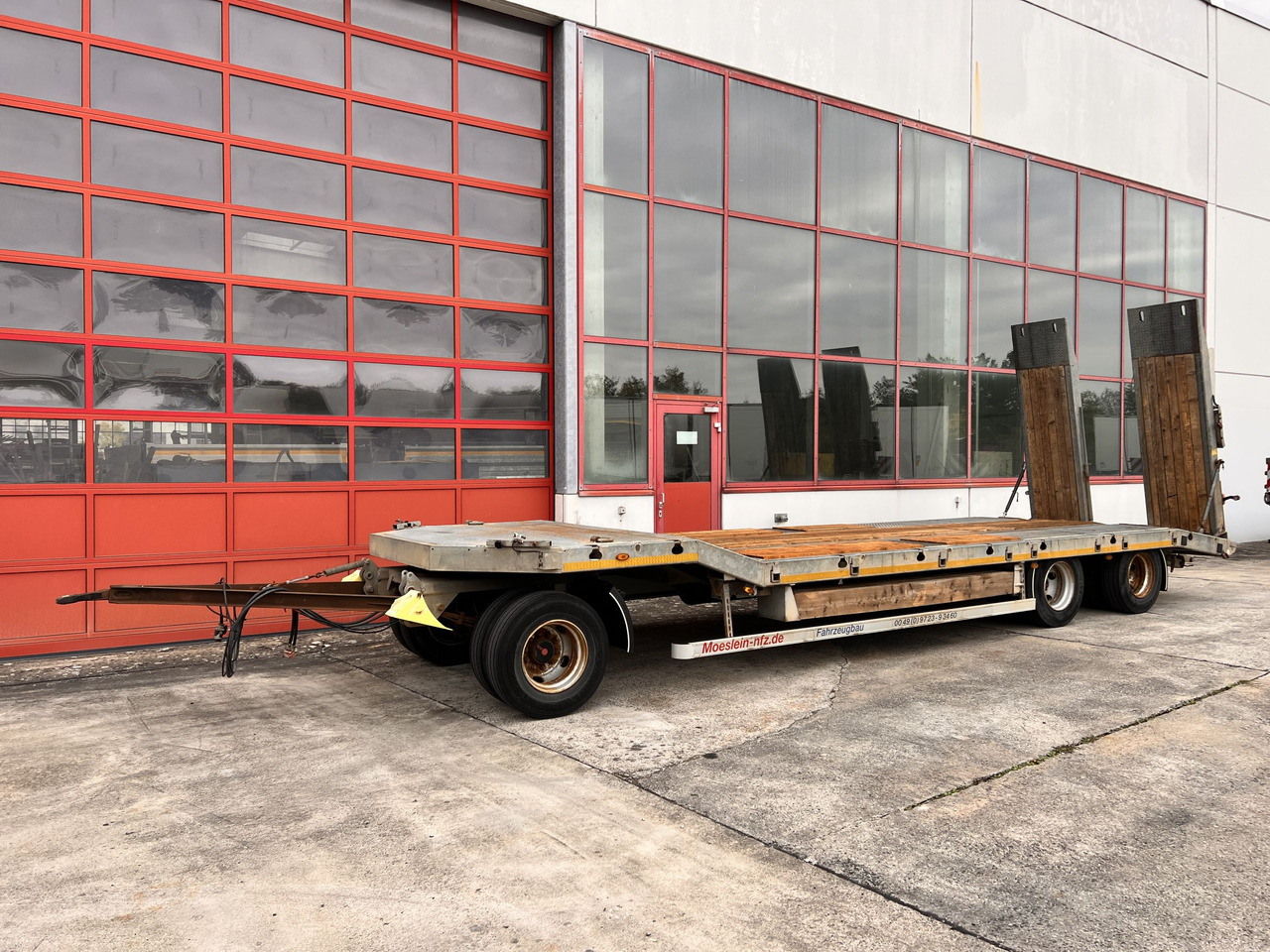 Möslein TF3 Schwebheim 3 Achs Tiefladeranhänger - Tieflader Anhänger: das Bild 5 Möslein TF3 Schwebheim 3 Achs Tiefladeranhänger - Tieflader Anhänger: das Bild 5