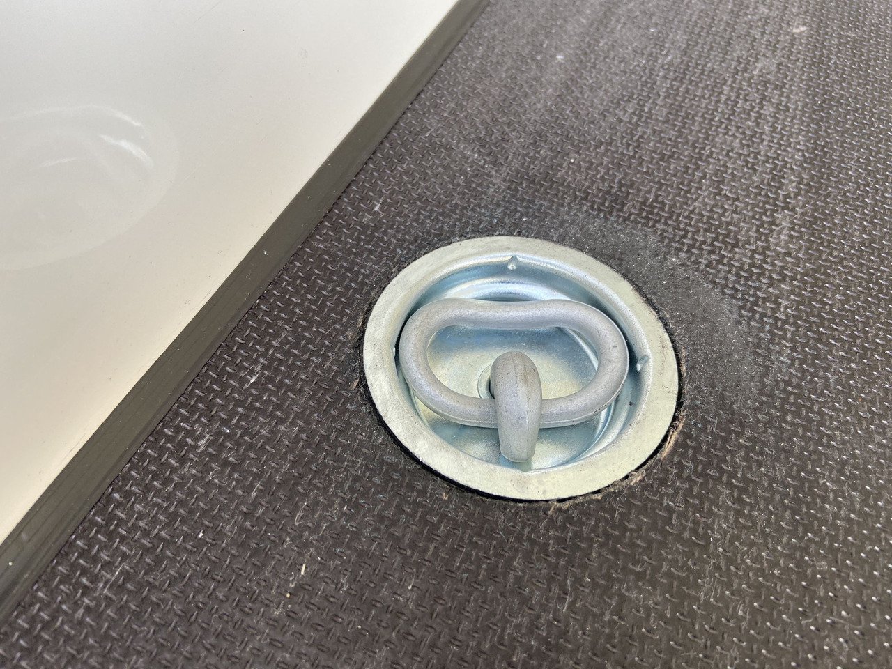 Möslein TKO 105 D 6m weiß Tandem- Koffer, Durchladbar, -- Neufahrzeug -- - Koffer Anhänger: das Bild 5 Möslein TKO 105 D 6m weiß Tandem- Koffer, Durchladbar, -- Neufahrzeug -- - Koffer Anhänger: das Bild 5