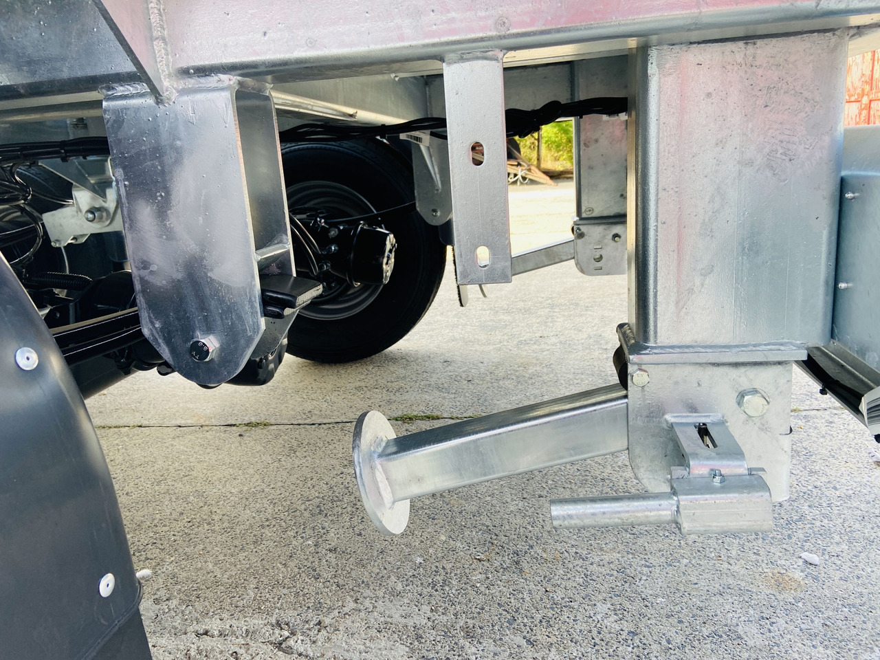 Pritschenanhänger/ Plattformanhänger neu kaufen Möslein TMH 2  14 t Tandem- Absetzmuldenanhänger,geschlossenen BodenNeufahrzeug: das Bild 7