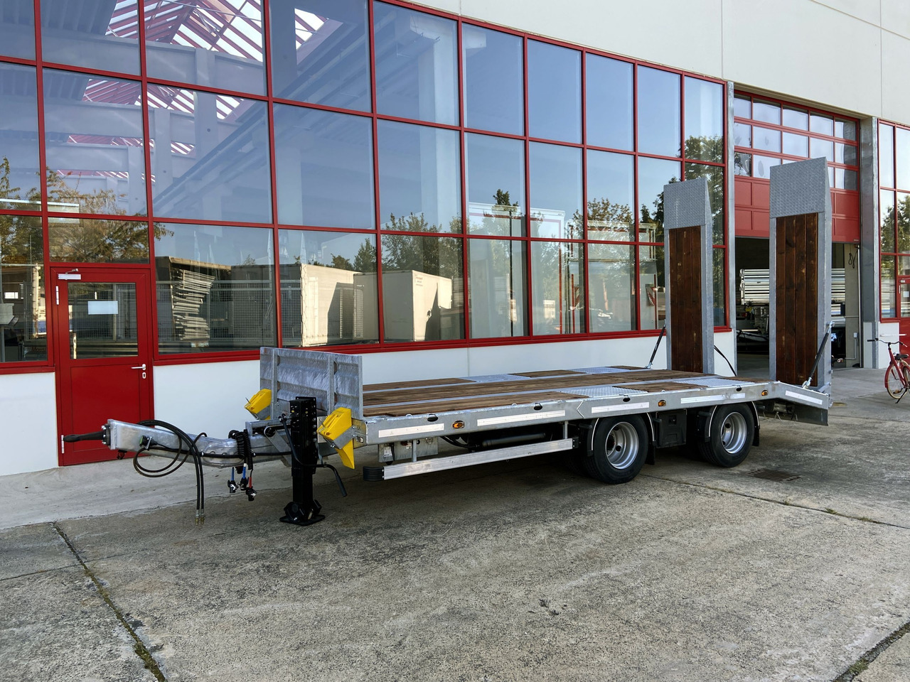 Tieflader Anhänger Für die Beförderung von schwere Technik neu kaufen Möslein TT21-7,2 Hydr  21 t Tandemtieflader, hydr. Rampen, NEU: das Bild 9